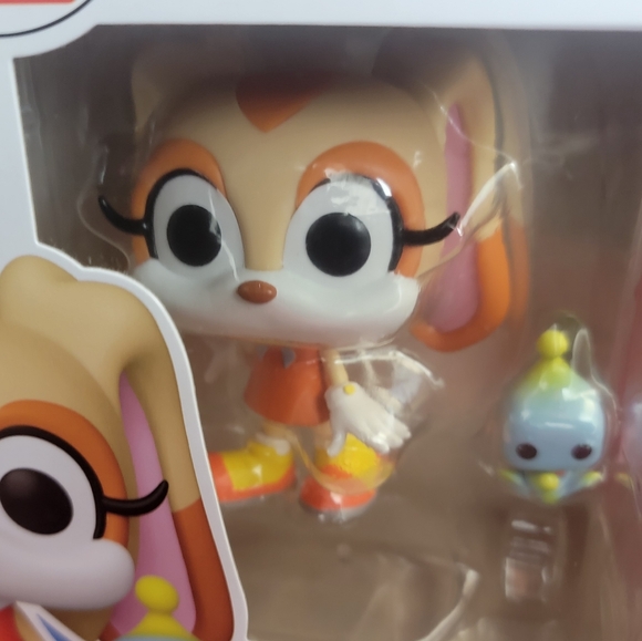 Cream with cheese funko # 1034 (nib) With pop protector - Picture 3 of 7